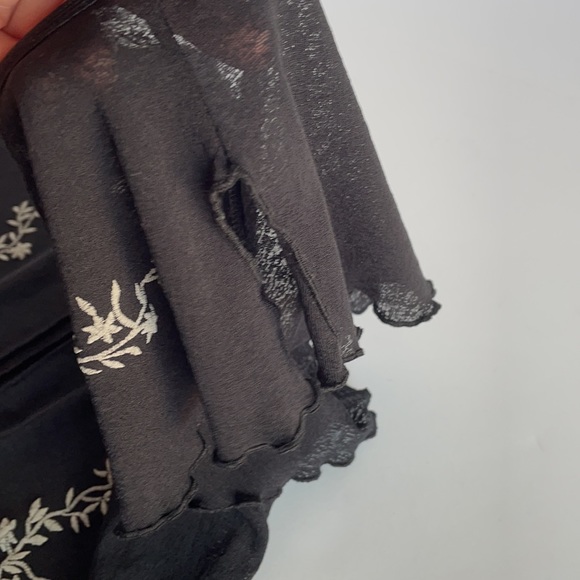 Suzy Shier, Black short sleeve stretchy top - Picture 7 of 7